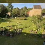 Grain D'orge Et Cornouiller